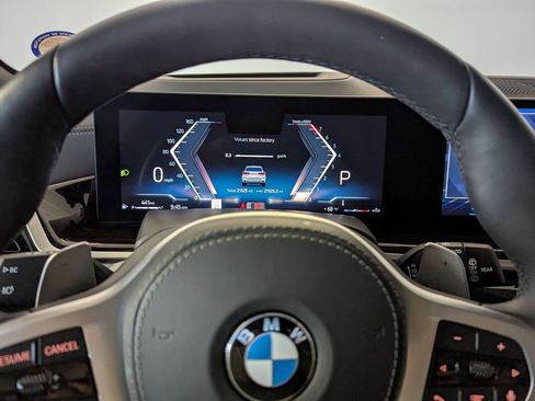 Used 2025 BMW X5 xDrive40i image 40