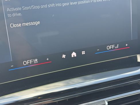 Used 2025 BMW X1 xDrive28i image 20