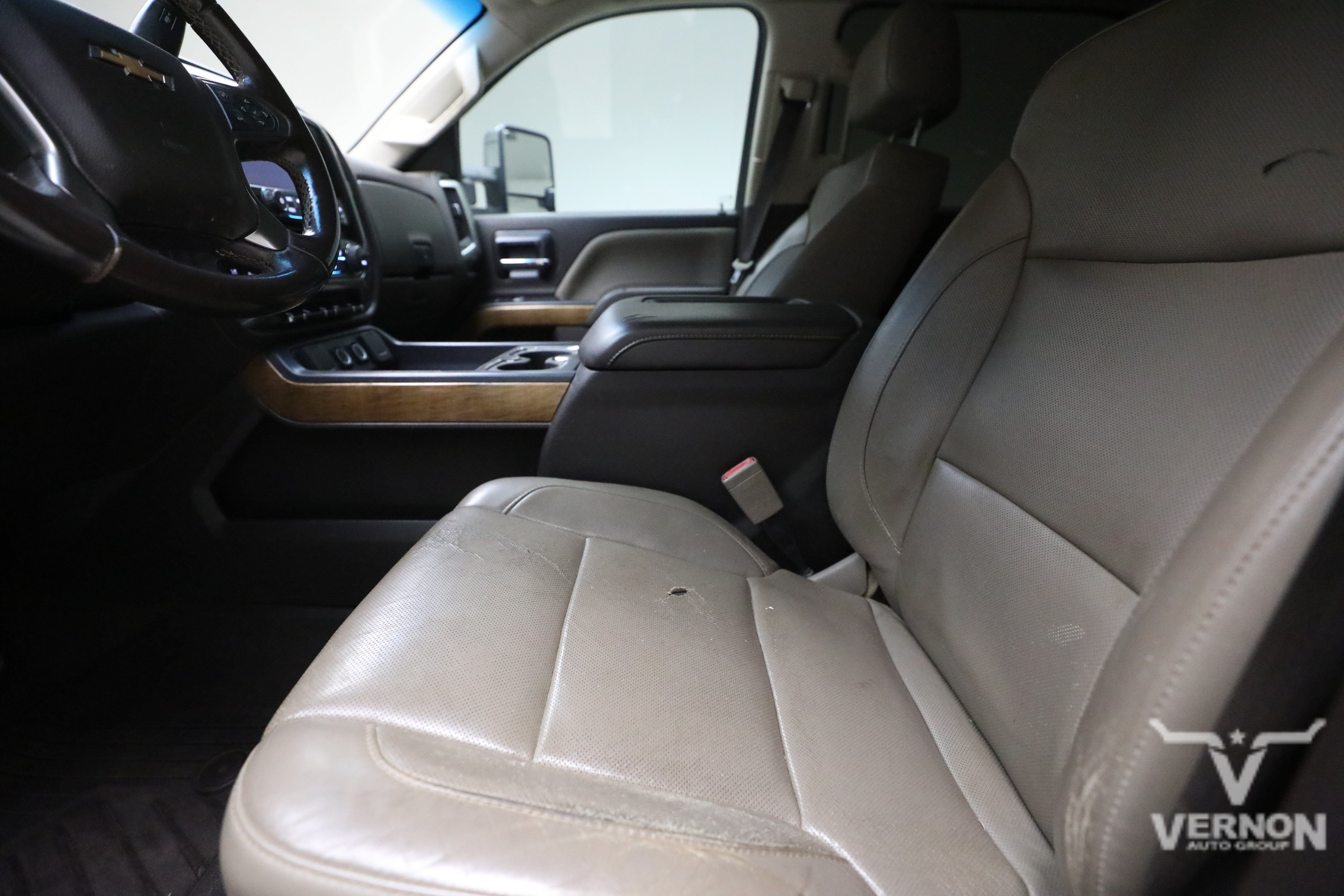 Used 2019 Chevrolet Silverado 3500 LTZ w/ Duramax Plus Package AWD/4WD image 10
