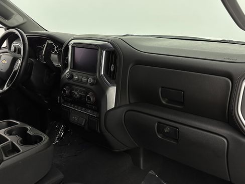 Used 2020 Chevrolet Silverado 1500 LT w/ Convenience Package image 34