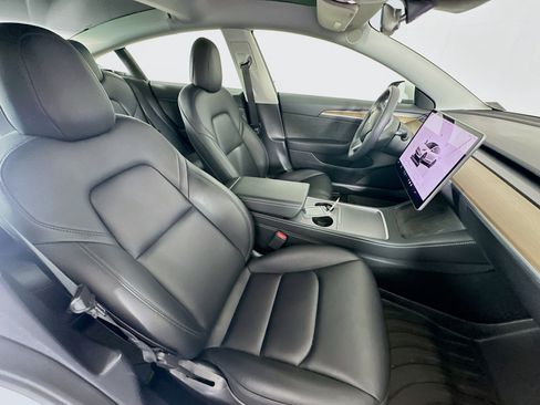 Used 2022 Tesla Model 3 Long Range AWD/4WD image 29