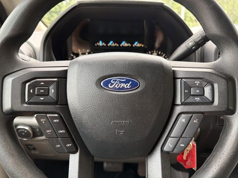 Used 2019 Ford F150 XL w/ Equipment Group 101A Mid AWD/4WD image 10