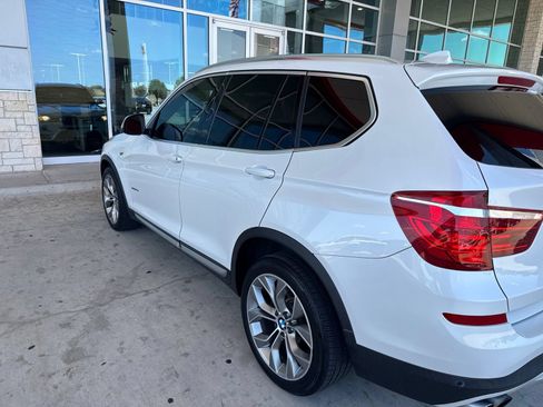 Used 2016 BMW X3 sDrive28i RWD image 16