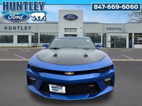 Used 2016 Chevrolet Camaro SS image 2