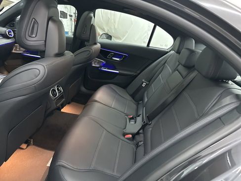Used 2025 Mercedes-Benz C 300 Sedan image 23