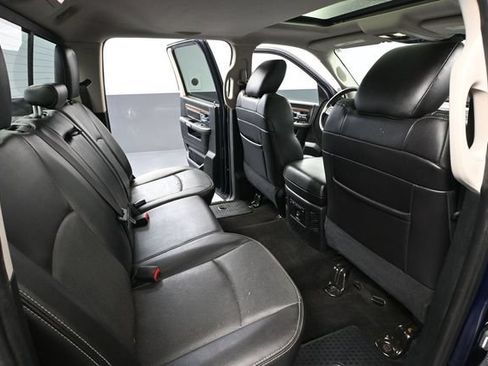 Used 2016 RAM 1500 Laramie w/ Convenience Group AWD/4WD image 41