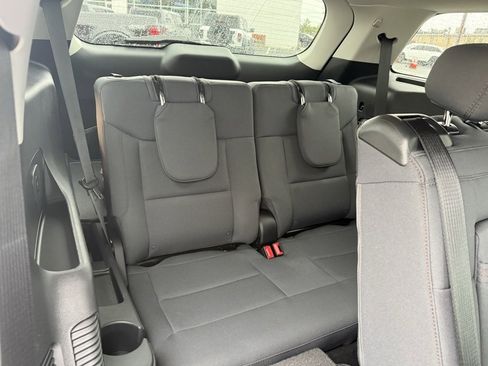 Used 2025 Ford Explorer Active image 42