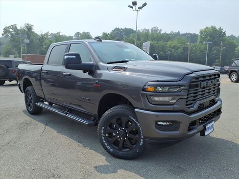 New 2026 RAM 2500 Big Horn AWD/4WD image 2