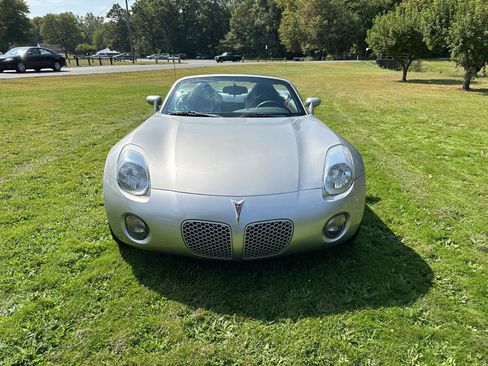 Used 2007 Pontiac Solstice Convertible w/ Premium Package image 20