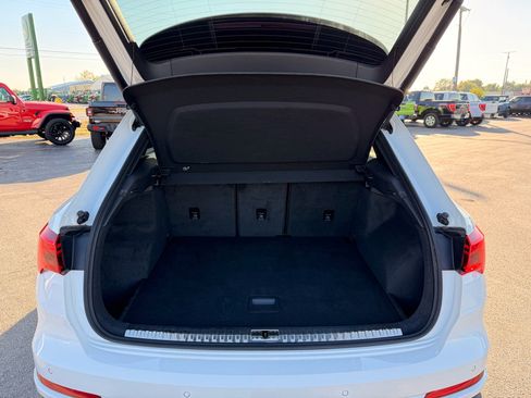 Used 2023 Audi Q3 2.0T Premium image 15