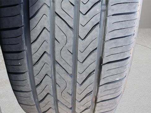 Used 2015 Jeep Cherokee Limited image 10