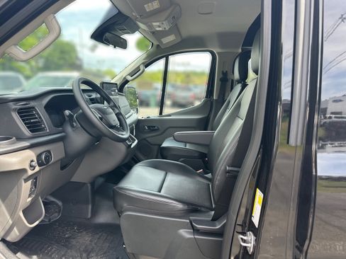 New 2026 Ford Transit 150 Low Roof RWD image 11