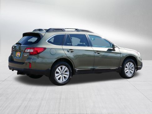 Used 2016 Subaru Outback 2.5i Premium AWD/4WD image 7