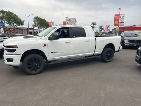 Used 2026 RAM 2500 Laramie w/ Night Edition image 4