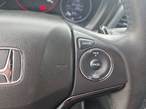 Used 2021 Honda HR-V Sport image 15