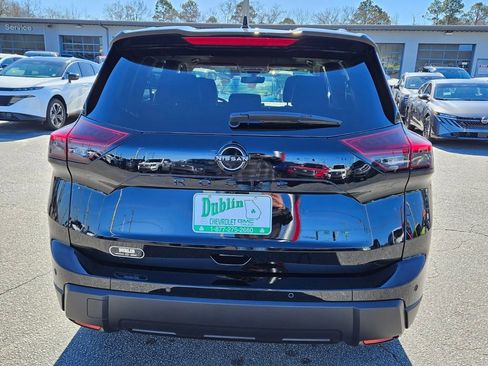 New 2026 Nissan Rogue SV image 8