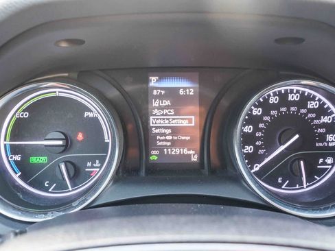 Certified 2020 Toyota Camry SE FWD image 25
