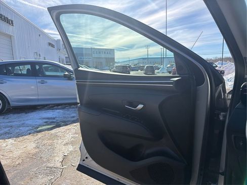 Used 2022 Hyundai Tucson SEL image 19