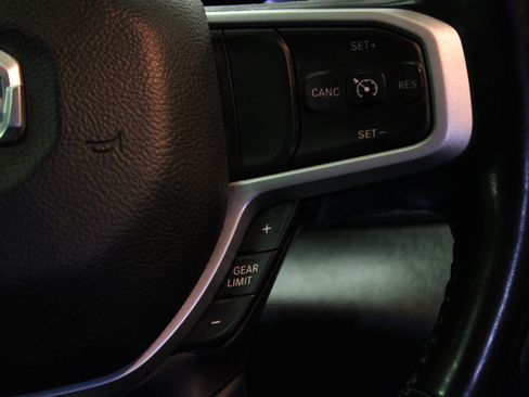 Used 2021 RAM 1500 Big Horn image 17