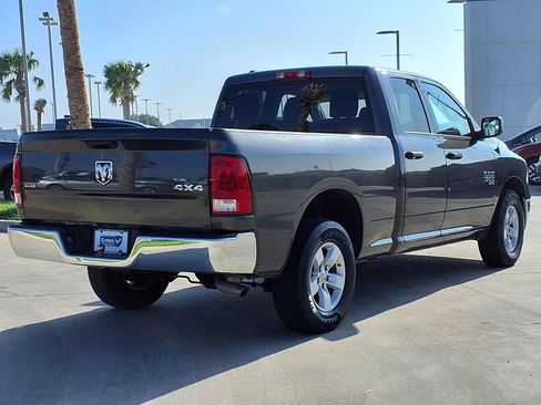 Used 2024 RAM 1500 Classic SLT AWD/4WD image 7