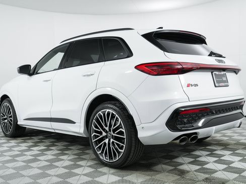 Used 2025 Audi SQ5 Premium Plus image 5