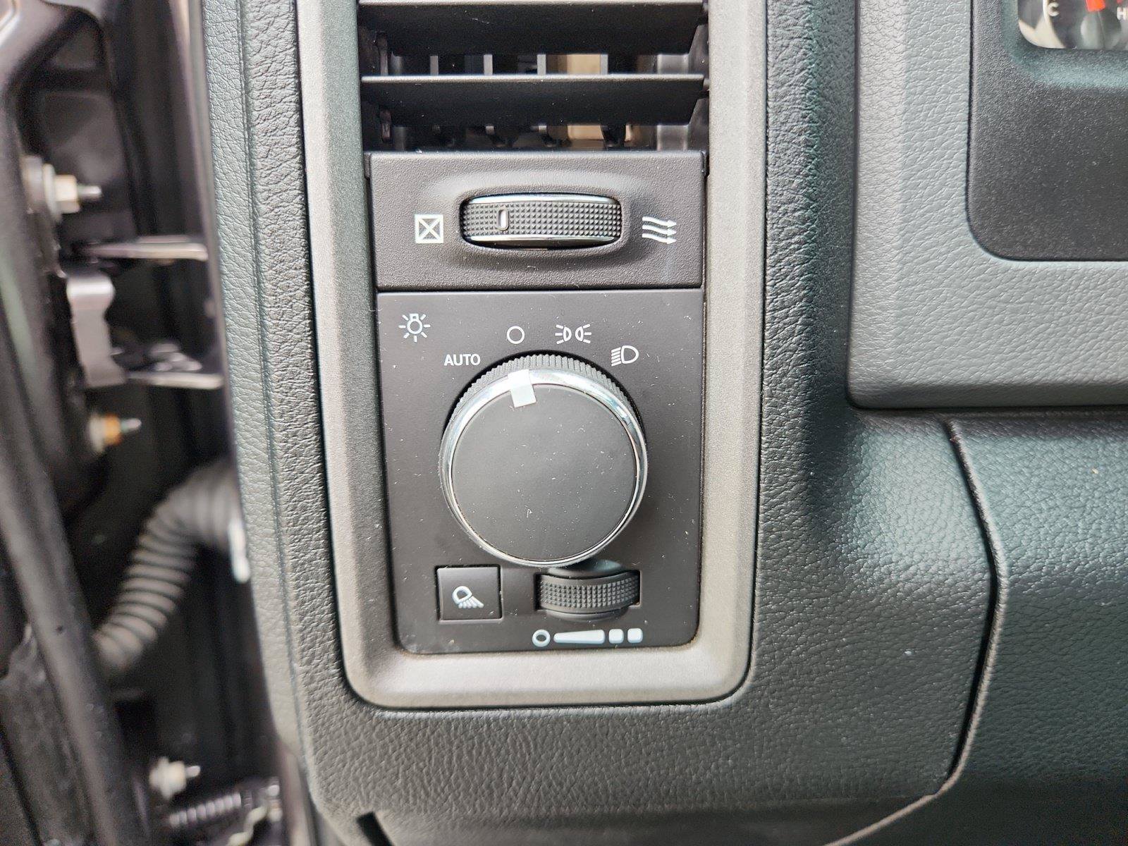 Used 2016 RAM 1500 Tradesman w/ Popular Equipment Group AWD/4WD image 17