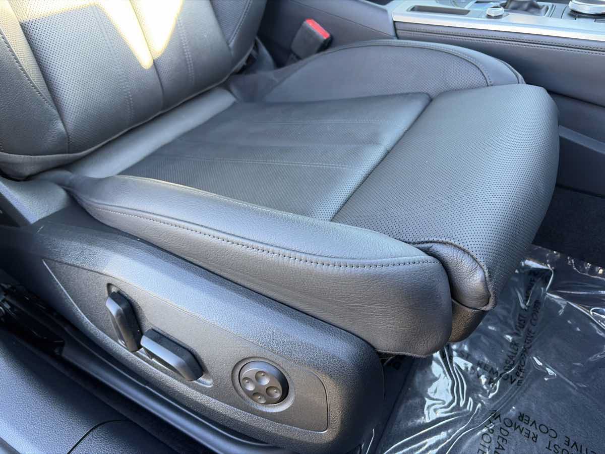 Used 2019 Audi A4 2.0T Premium Plus w/ Premium Plus Package FWD image 33