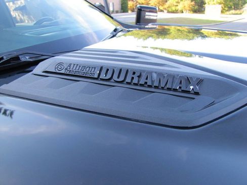 Used 2020 Chevrolet Silverado 3500 High Country image 29