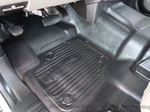 Used 2018 Ford F250 XL w/ Power Equipment Group AWD/4WD image 12