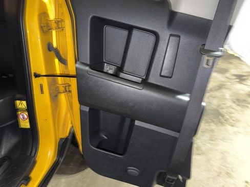 Used 2007 Toyota FJ Cruiser 4WD image 11