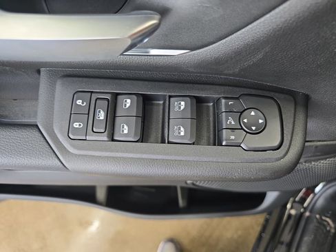 New 2026 RAM 1500 4x4 Crew Cab image 28