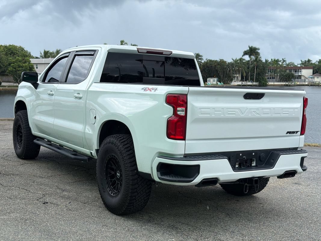 Used 2020 Chevrolet Silverado 1500 RST w/ Rally Edition AWD/4WD image 3
