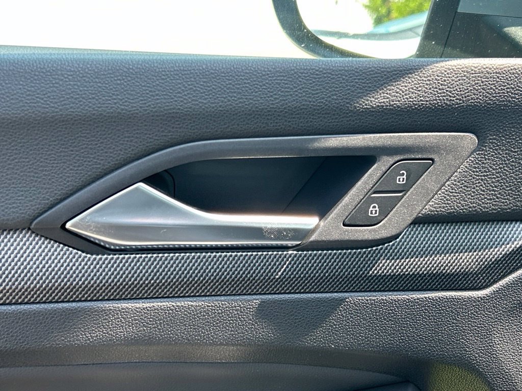 New 2026 Volkswagen GTI SE FWD image 18