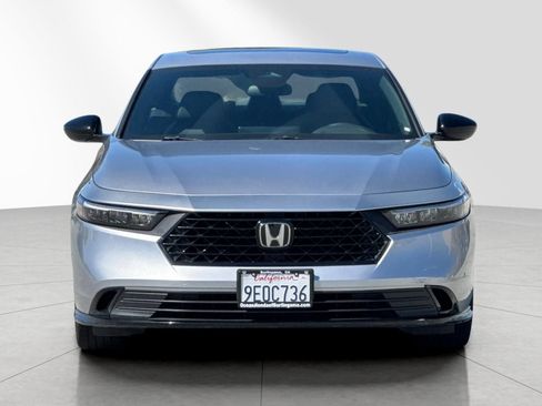 Used 2023 Honda Accord Sport image 9
