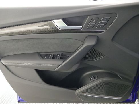 Used 2025 Audi SQ5 Premium Plus AWD/4WD image 33