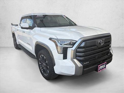 Used 2023 Toyota Tundra Limited AWD/4WD image 5