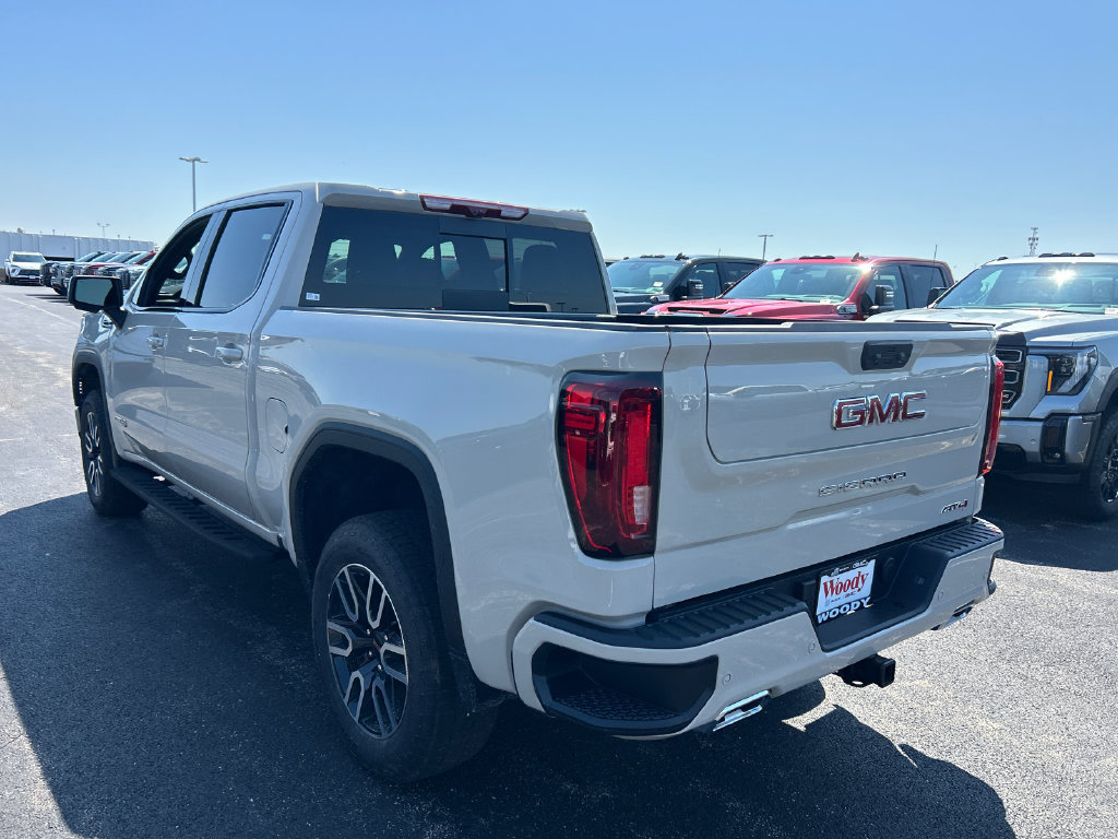 New 2026 GMC Sierra 1500 AT4 w/ AT4 Premium Package AWD/4WD image 7