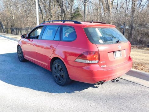 Used 2013 Volkswagen Jetta S image 3