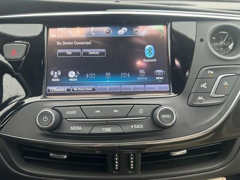 Used 2019 Buick Envision Premium w/ Driver Confidence Package image 30
