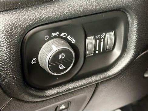 Used 2021 RAM 1500 Sport w/ Level 2 Equipment Group AWD/4WD image 10
