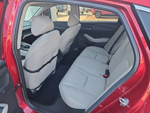 Used 2025 Honda Accord LX image 11