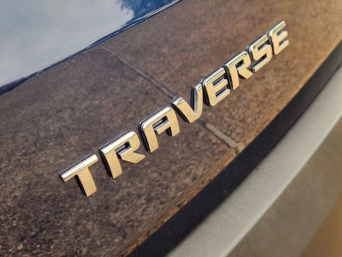 Used 2023 Chevrolet Traverse LS w/ LPO, Roadside Safety Package FWD image 8