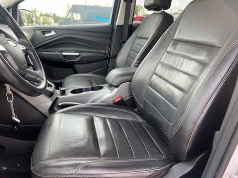 Used 2015 Ford Escape SE w/ Equipment Group 201A AWD/4WD image 13