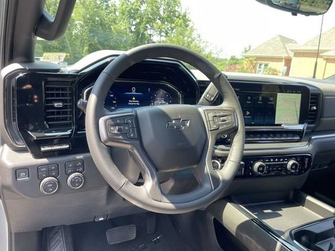 Certified 2024 Chevrolet Silverado 2500 ZR2 w/ ZR2 Bison Edition AWD/4WD image 14