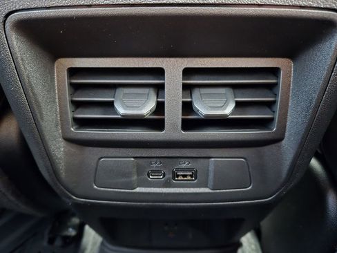 New 2026 GMC Canyon Elevation w/ Convenience Package image 32