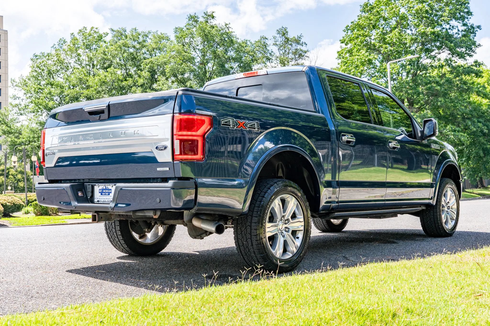 Used 2020 Ford F150 Platinum w/ Equipment Group 701A Luxury AWD/4WD image 5