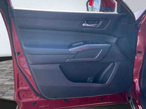 Certified 2024 Nissan Pathfinder SL w/ SL Premium Package FWD image 25
