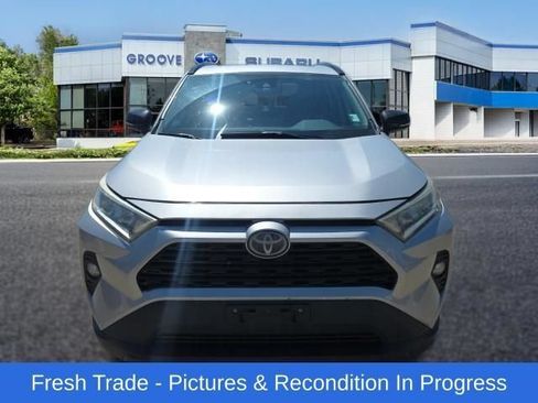 Used 2019 Toyota RAV4 XLE w/ Convenience Package AWD/4WD image 10