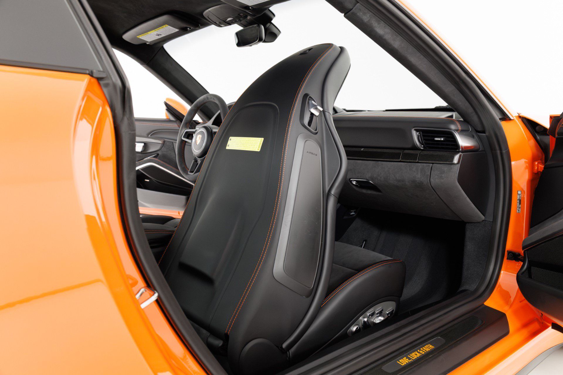 Used 2018 Porsche 911 GT3 RWD image 47