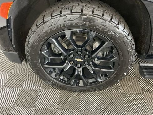 Used 2024 Chevrolet Tahoe High Country AWD/4WD image 33